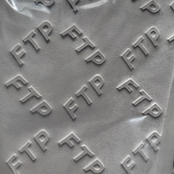 FTP reverse logo slides white size 10 new - Picture 4 of 7